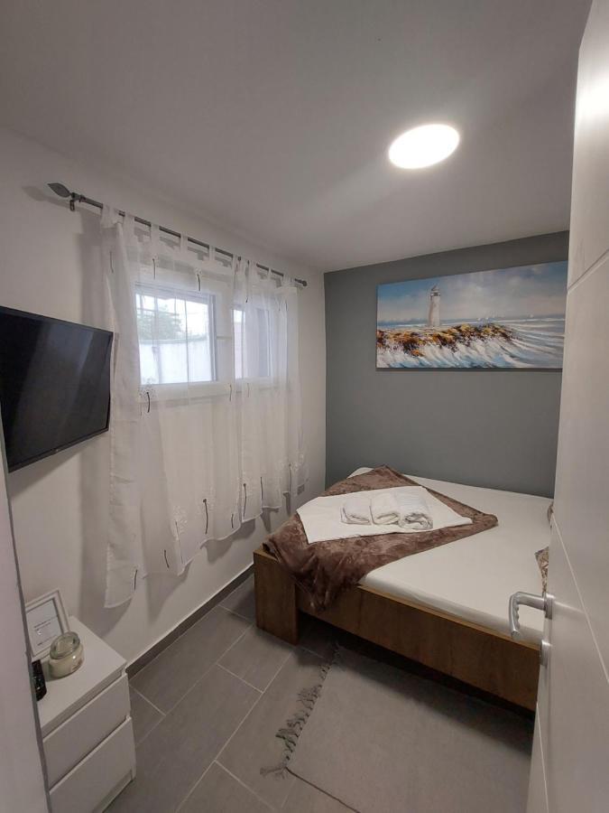 Apartman Karla Jadrija Buitenkant foto
